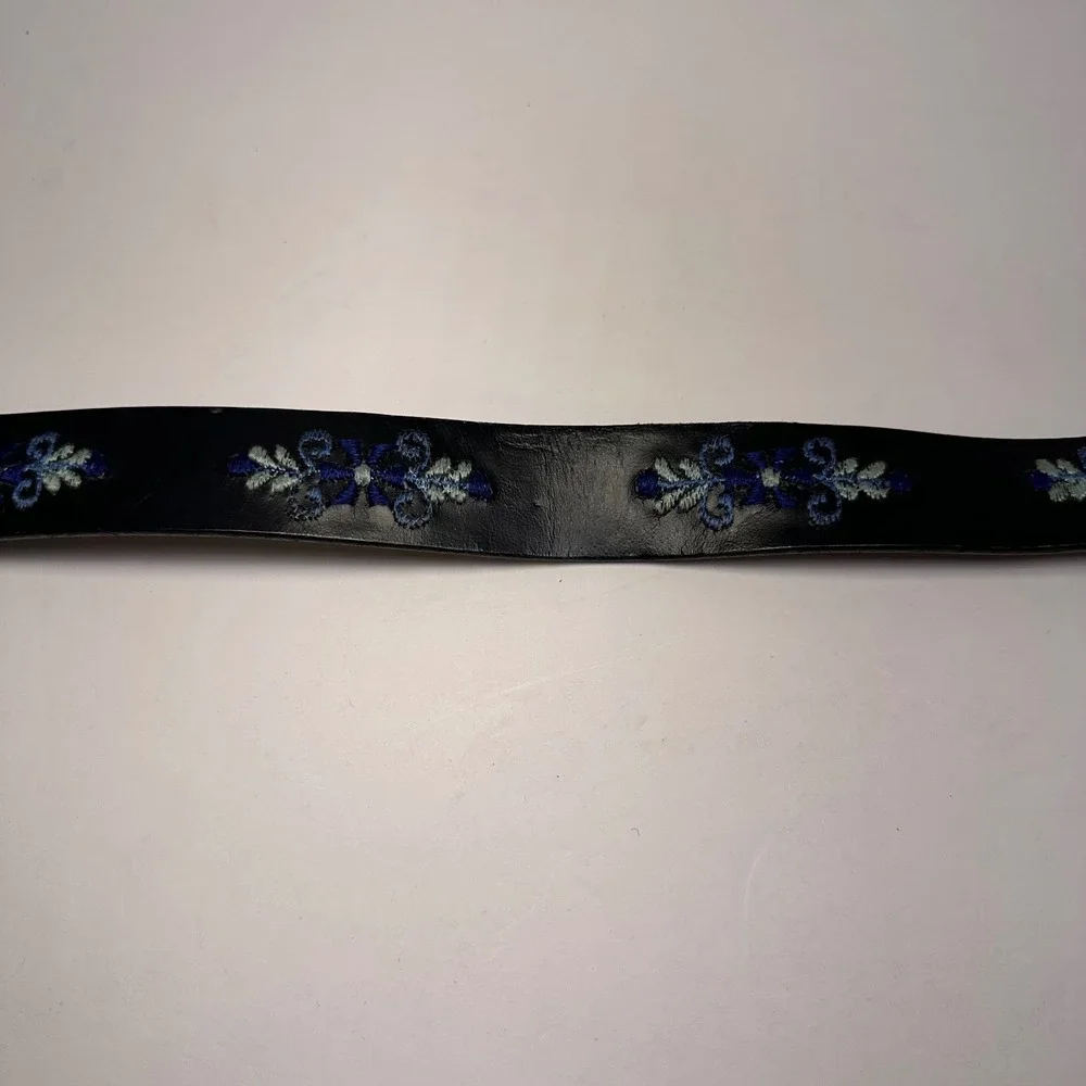 Kids Black Leather Belt Blue Floral Embroidery‎ Buckle Genuine Leather youth S
